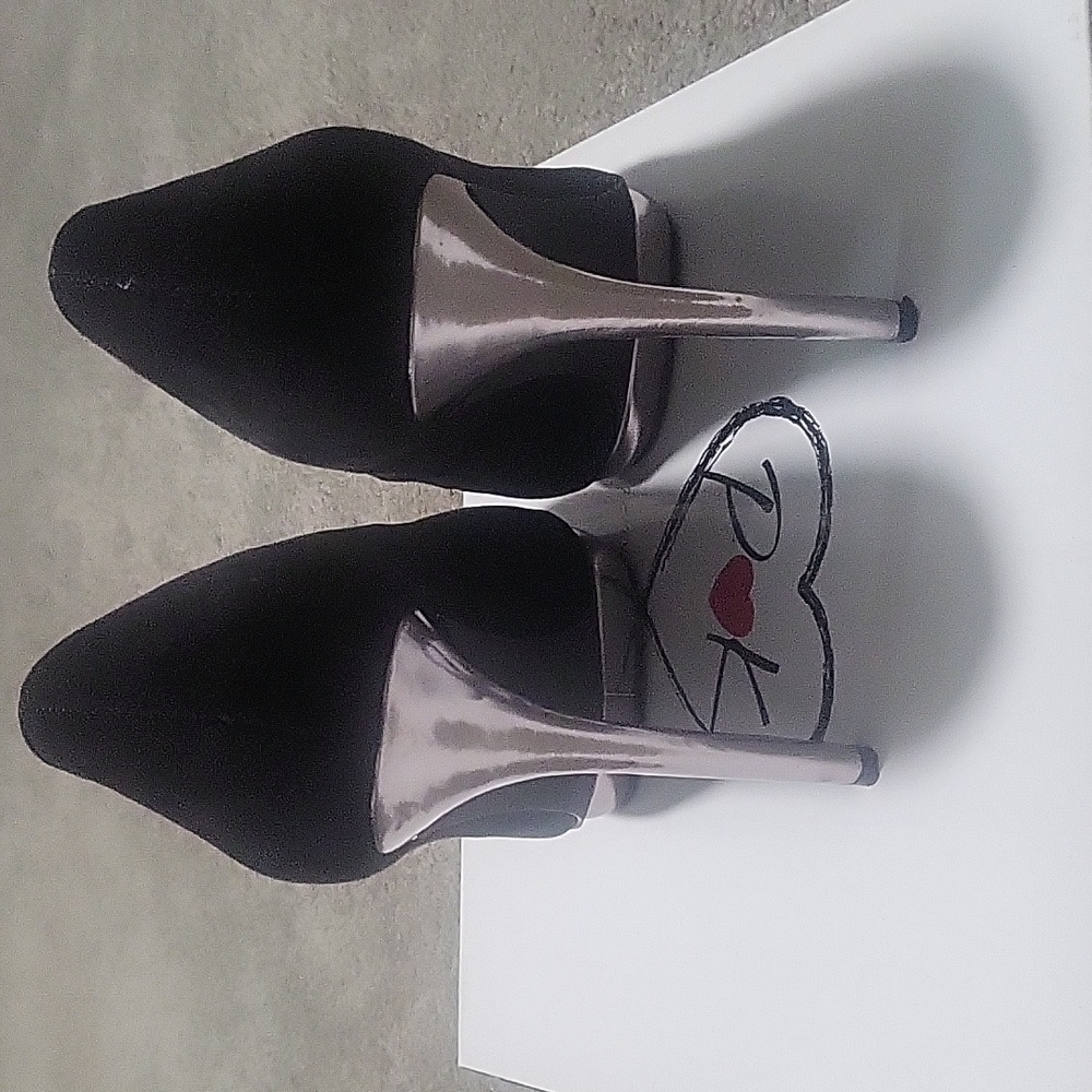 Platform Heels - Picture 4 of 8